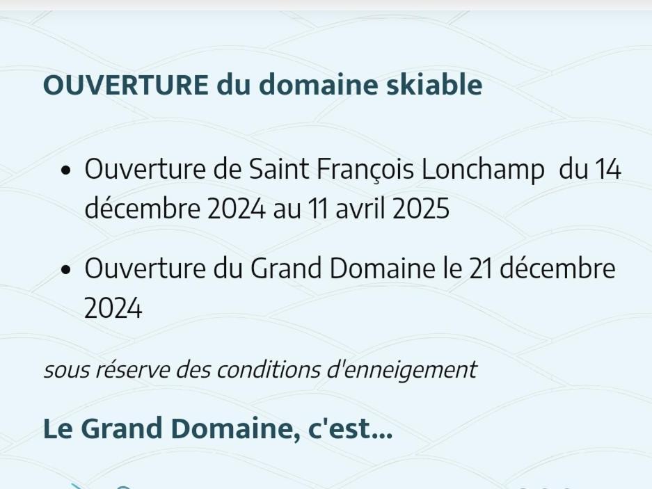 Au Pied Des Pistes